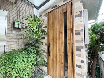 耐震補強と断熱材に包まれた安心で快適な家　大田区E様邸